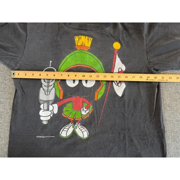 Vintage 1993 Marvin the Martian Looney Tunes T-Shirt Changes Faded Black Small